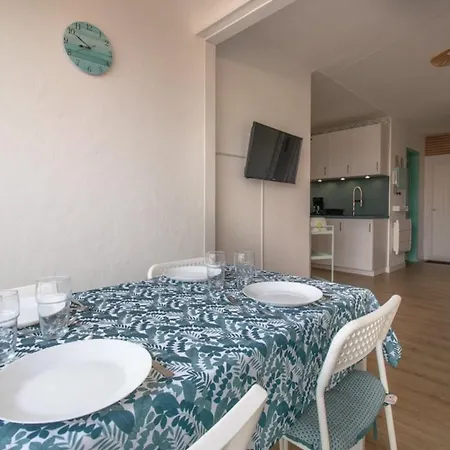 Rodella By Pom, Centre Port, Climatisation Apartment *